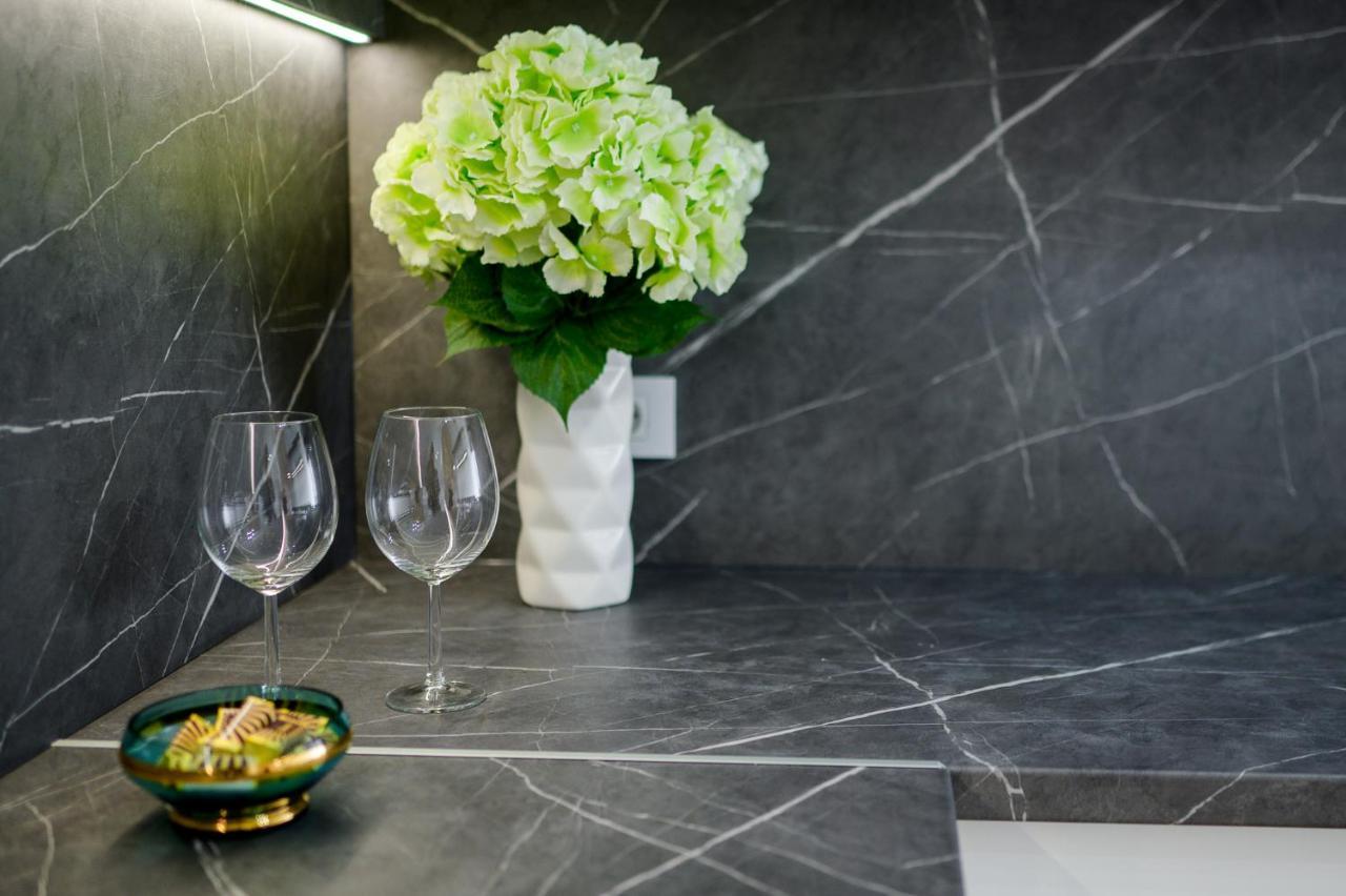Flexible Selfcheckins 49 - Zagreb - Parking - New - Luxury Apartman Kültér fotó