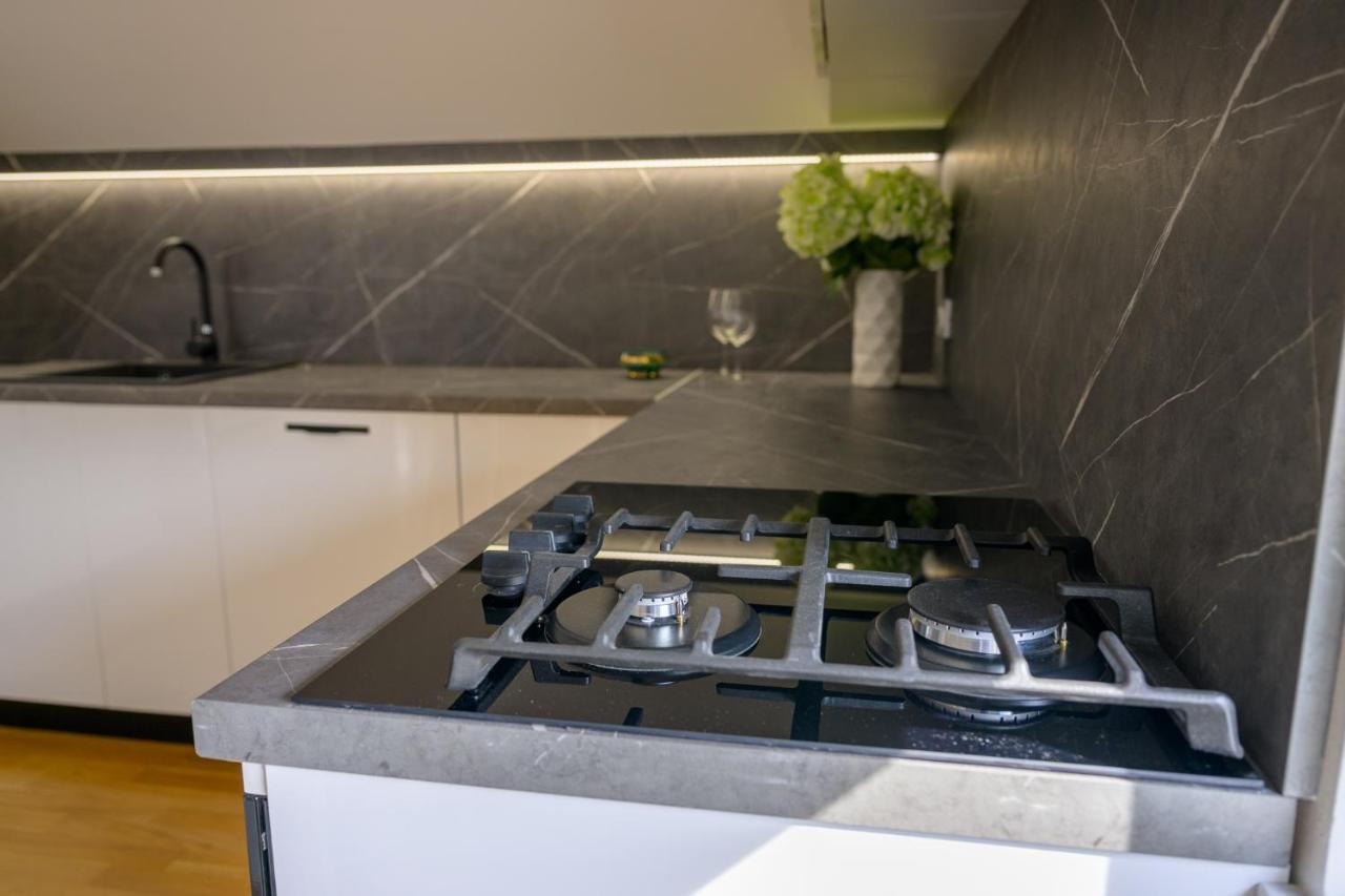 Flexible Selfcheckins 49 - Zagreb - Parking - New - Luxury Apartman Kültér fotó